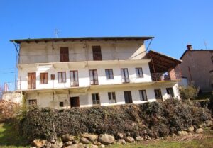 Casa indipendente con giardino in vendita in Giaveno-Pontepietra